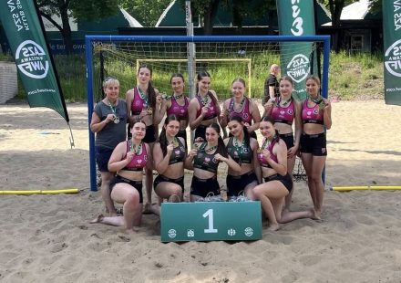 juniorki ChKS na plaży 2025